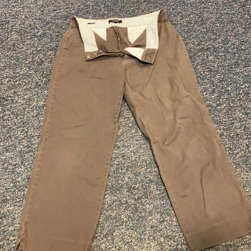 Talbots Brown Capris sz. 8